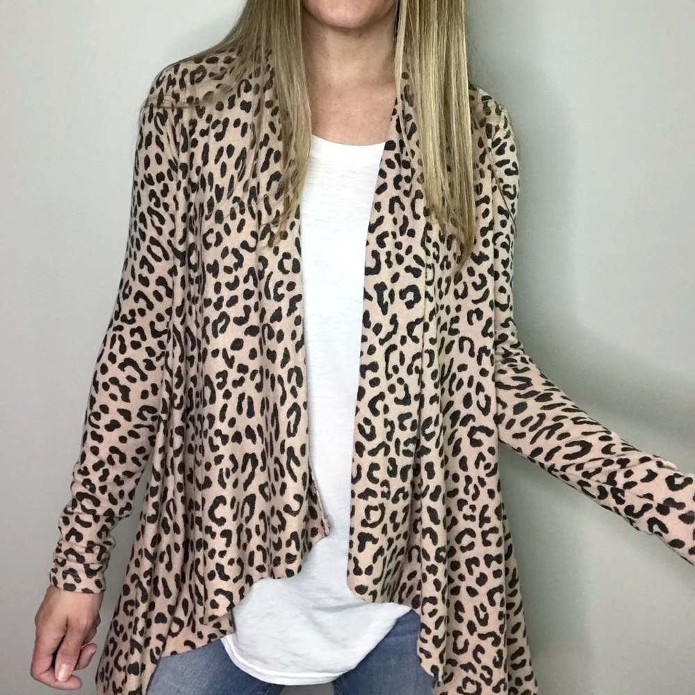 BOBEAU pink and black leopard print open front cardigan size XS - Picture 2 of 10
